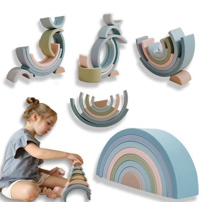 انباشته اسباب‌بازی‌های آموزشی نوزاد BPA Free Rainbow Silicone Stacker Grade Food